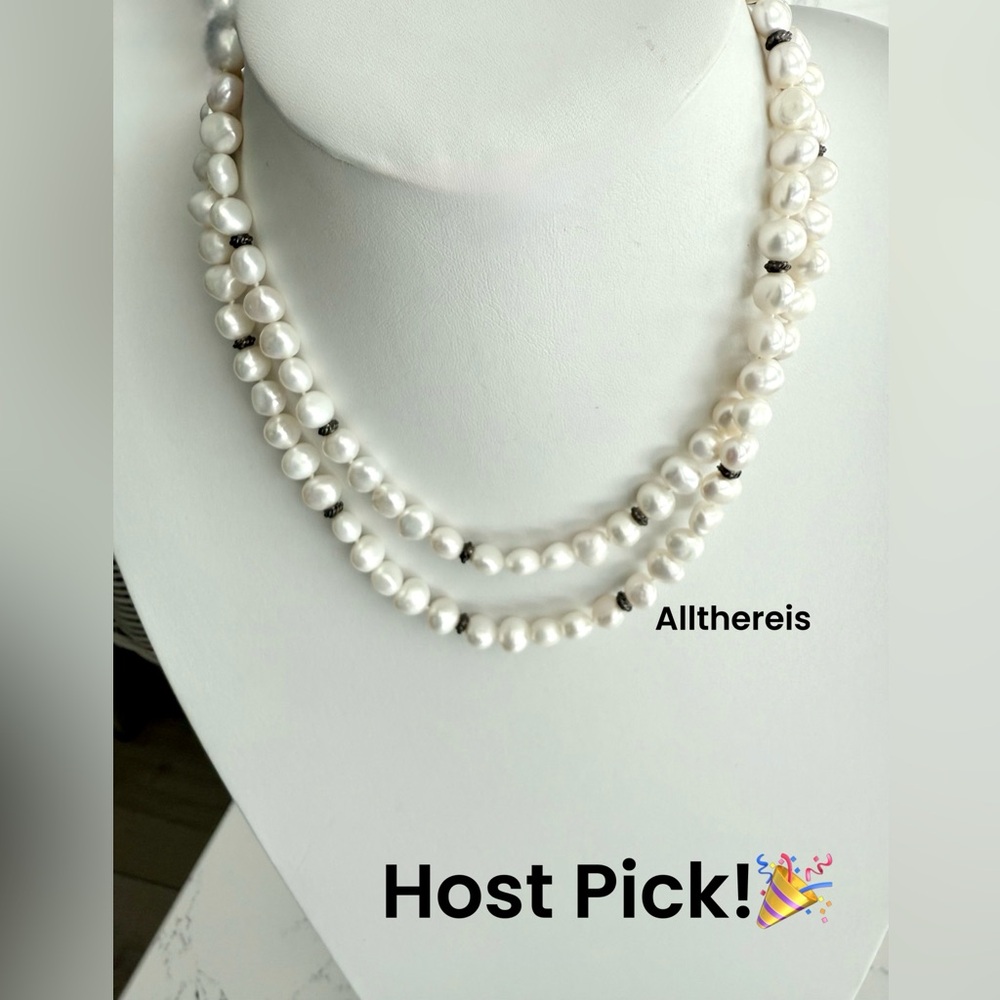 🎉Pearl strand necklace HOST PICK!🎉 - Picture 6 of 16